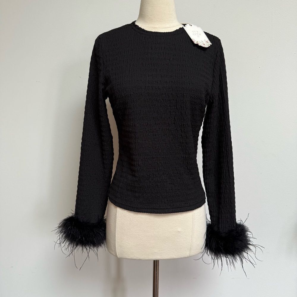 Brand New NWT Ivy City Co Dramatic Black Feather Trim Dress Blouse